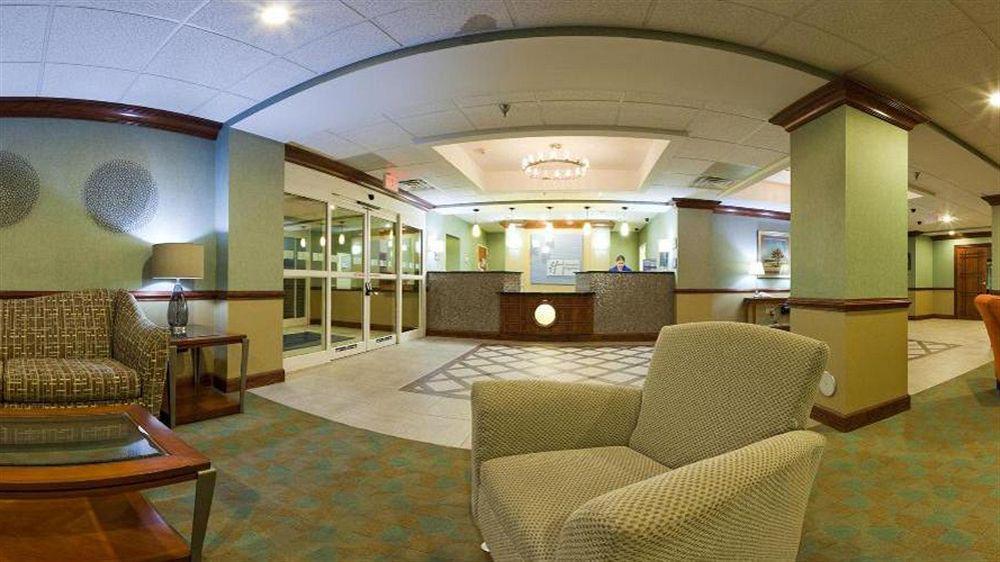 Holiday Inn Express Hotel And Suites Petersburg - Fort Lee, An Ihg Hotel Екстериор снимка